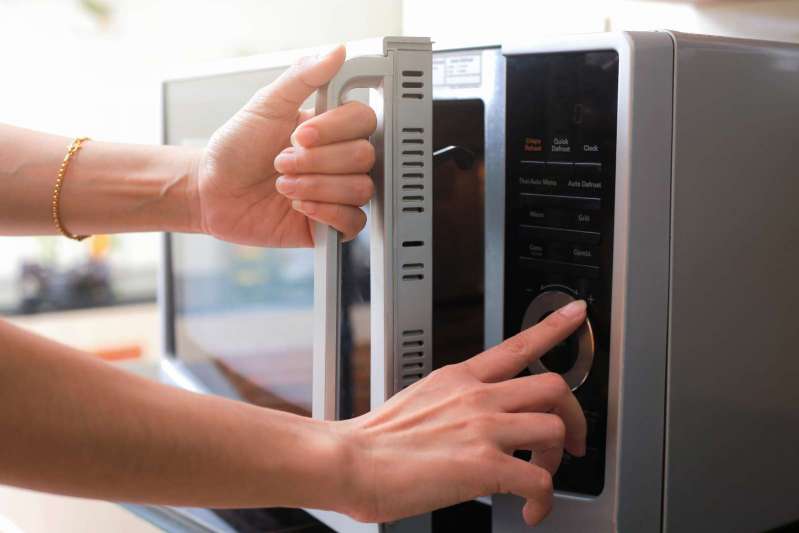 Sterilization and microwaves: can the process be monitored?