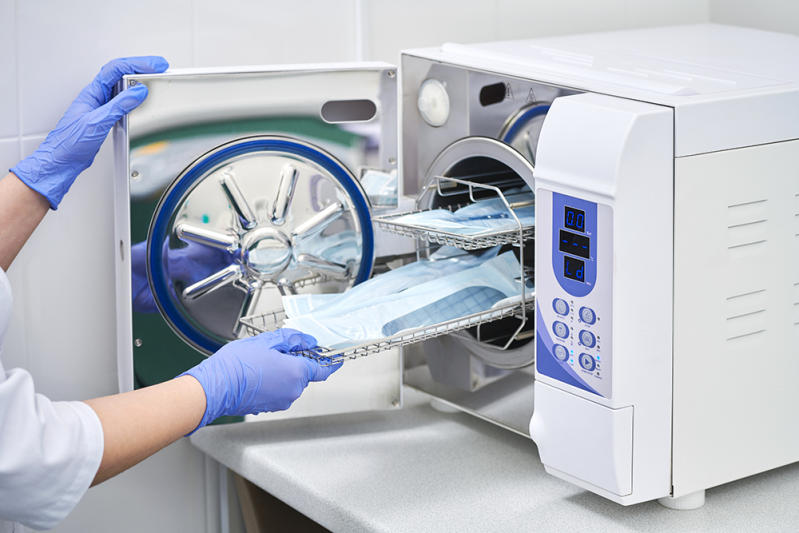 Sterilization of H2O2 autoclaves and pressure measurement
