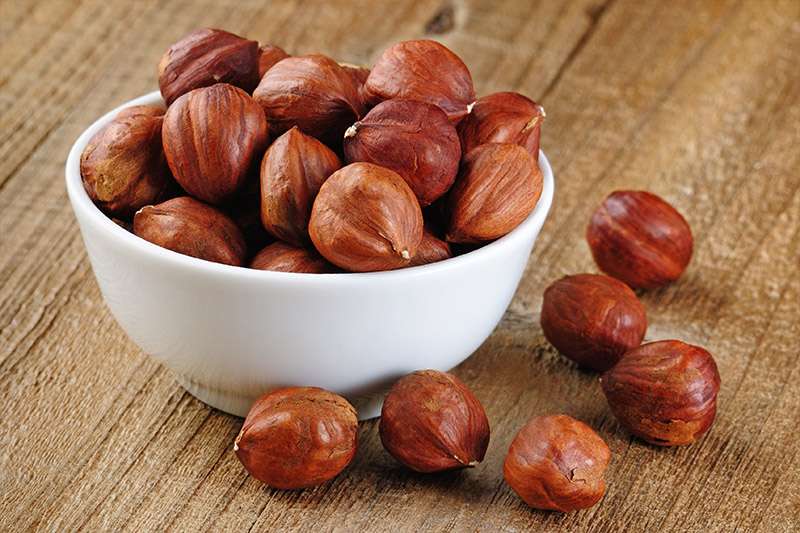 Tostatura delle nocciole e monitoraggio della temperatura